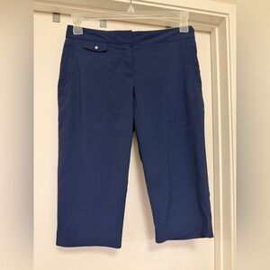 Izod Golf navy blue bermudas/capri / size 2 / stretch